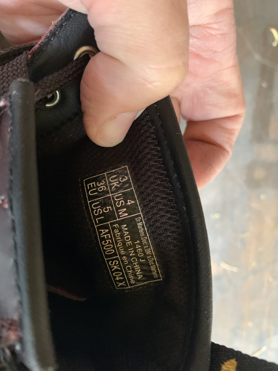 Te koop Dr Martens maat 36 prachtige kleur aubergine