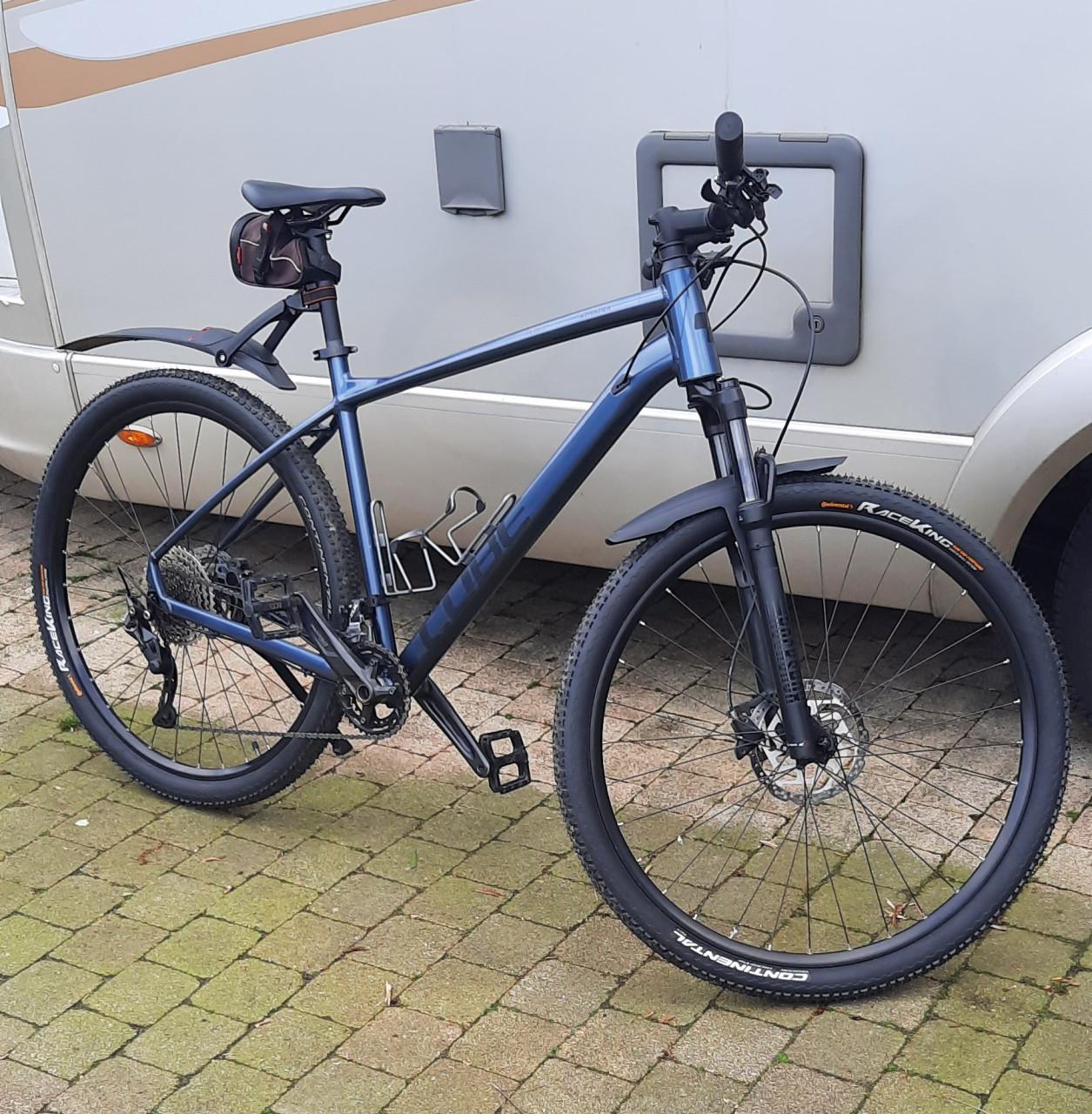 Cube Attention XL 2022