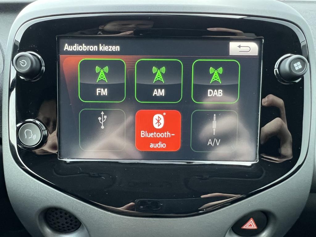 Toyota Aygo 1.0 vvt-i x-joy cabrio | nl auto | dealeronderhouden