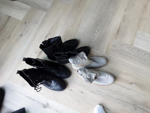 3x dames laarsjes  mt 39 5 euro p,p