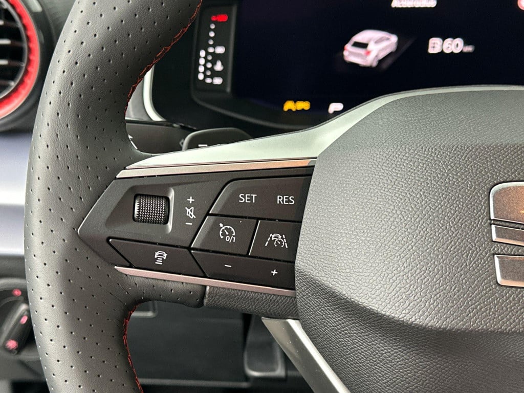 Seat Ibiza fr business connect 1.0 85 kw / 115 pk ecotsi hatc