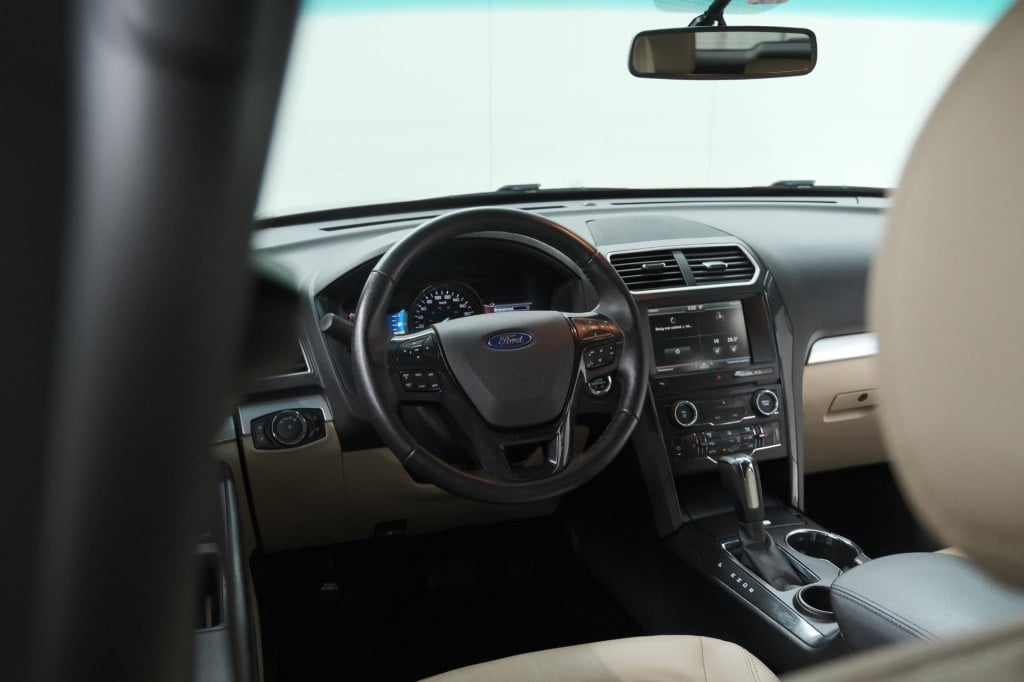 Ford Explorer xlt 2.3 ecoboost | 7 zitplaatsen | camera | dodehoekdetectie 