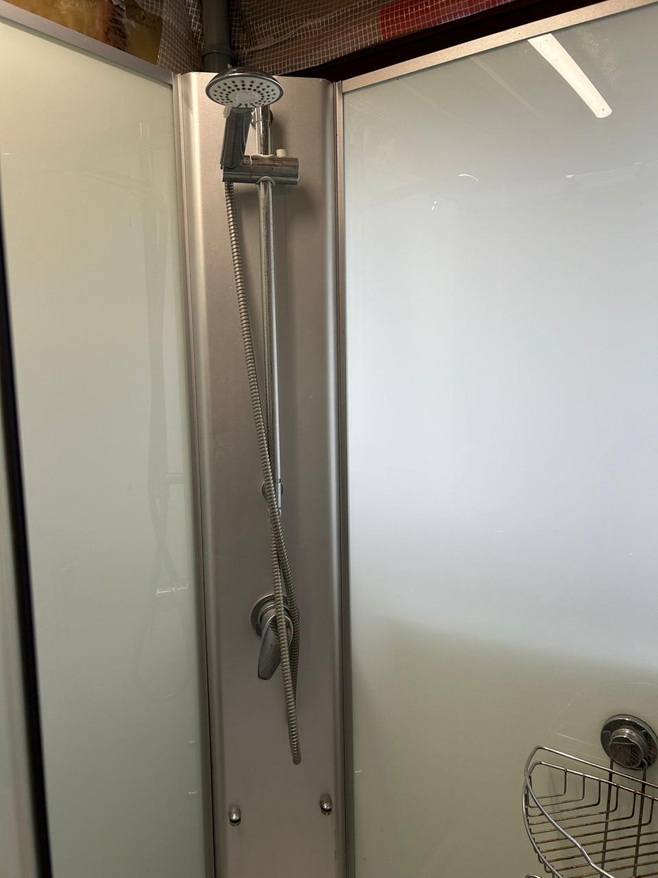 Tijdelijke douche voor tijdens de verbouwing!