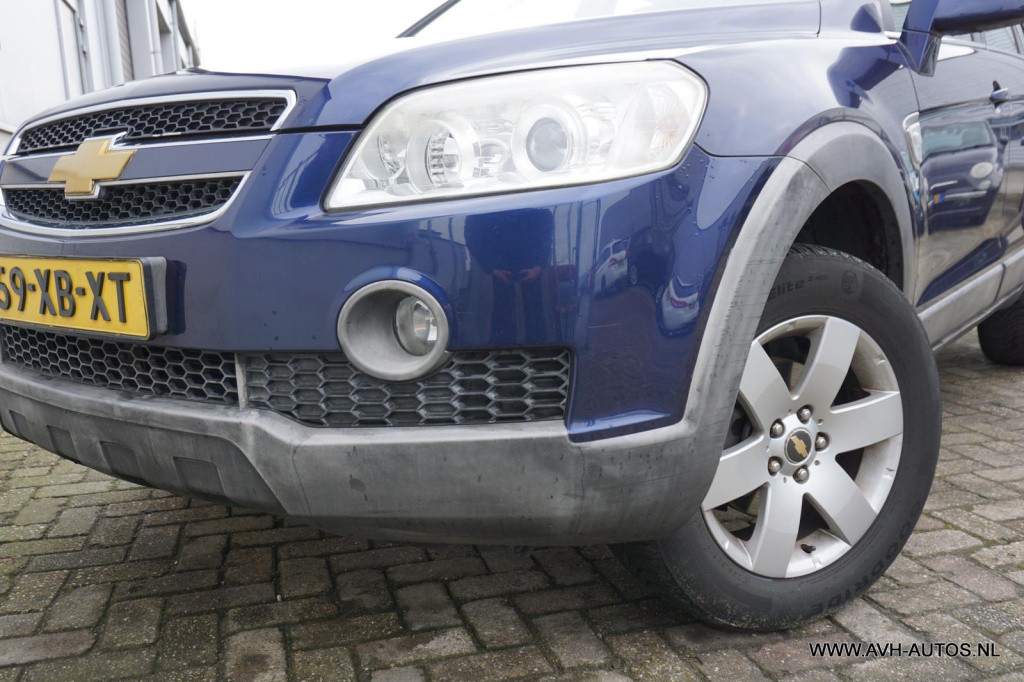 Chevrolet Captiva 2.4 intro edition 2wd