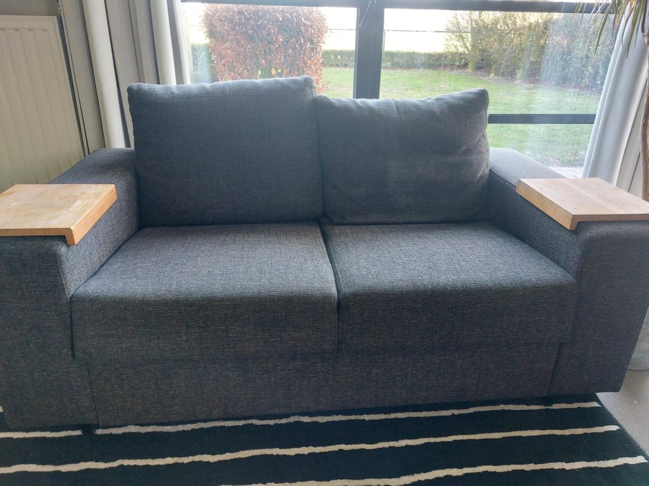 Gratis af te halen tweezitsbank,  tweeënhalf zits bank met poef