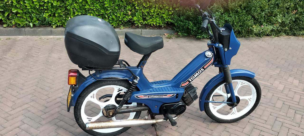 Tomos brommers