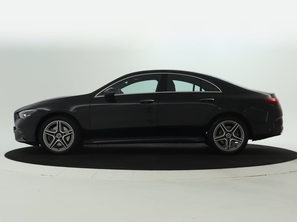 Mercedes-Benz Cla 250 e amg plug-in hybride | dodehoek detector | elektrisc