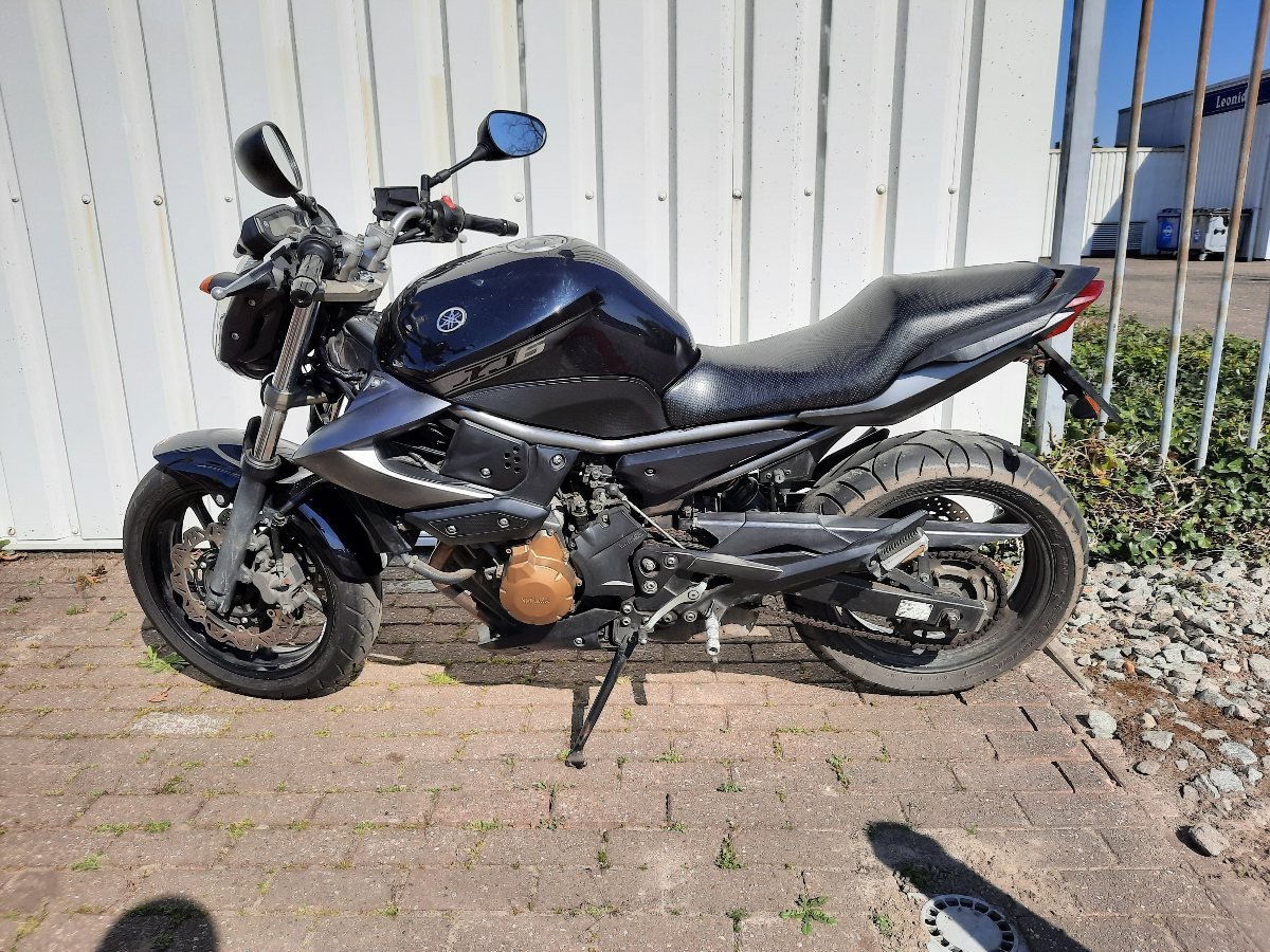 Yamaha XJ6-N abs uit 2009