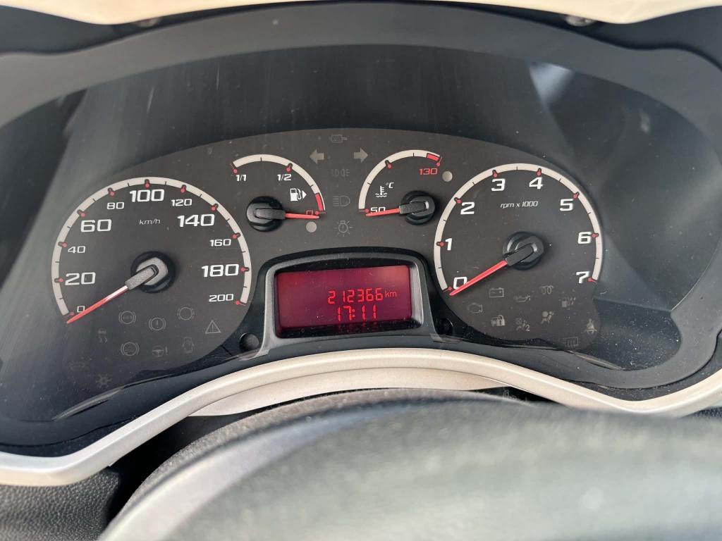 Ford KA 1.2 titanium
