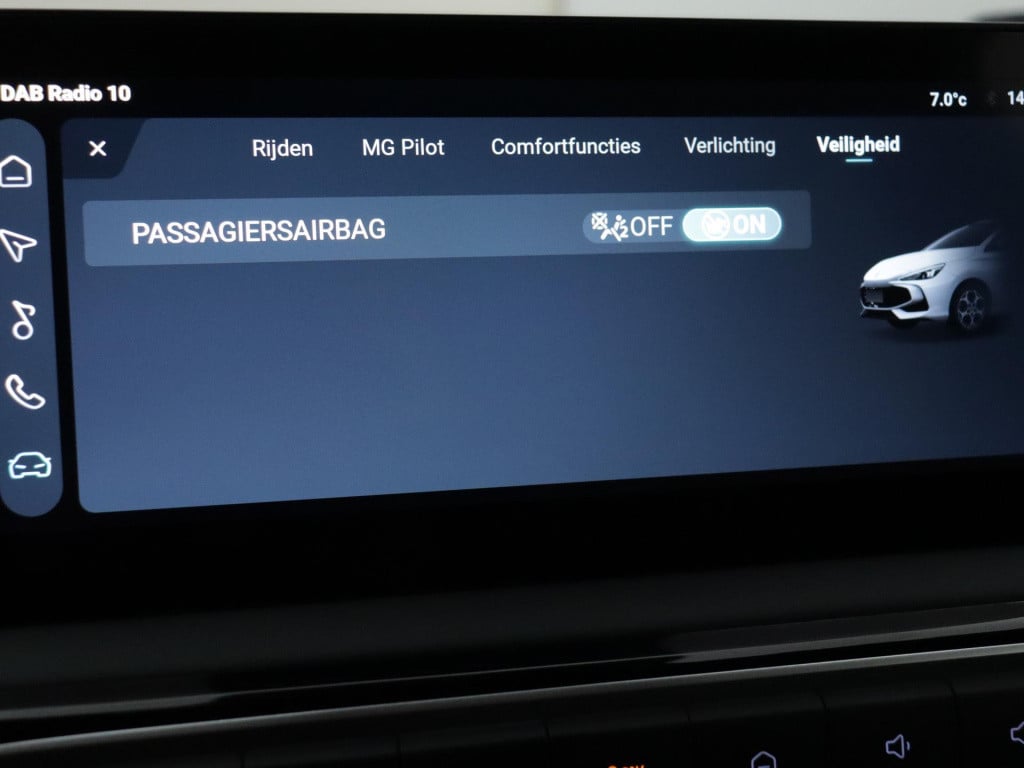 MG 3 mg3 hybrid+ 1.5 hybrid aut. luxury | navi | apple carplay | led koplam