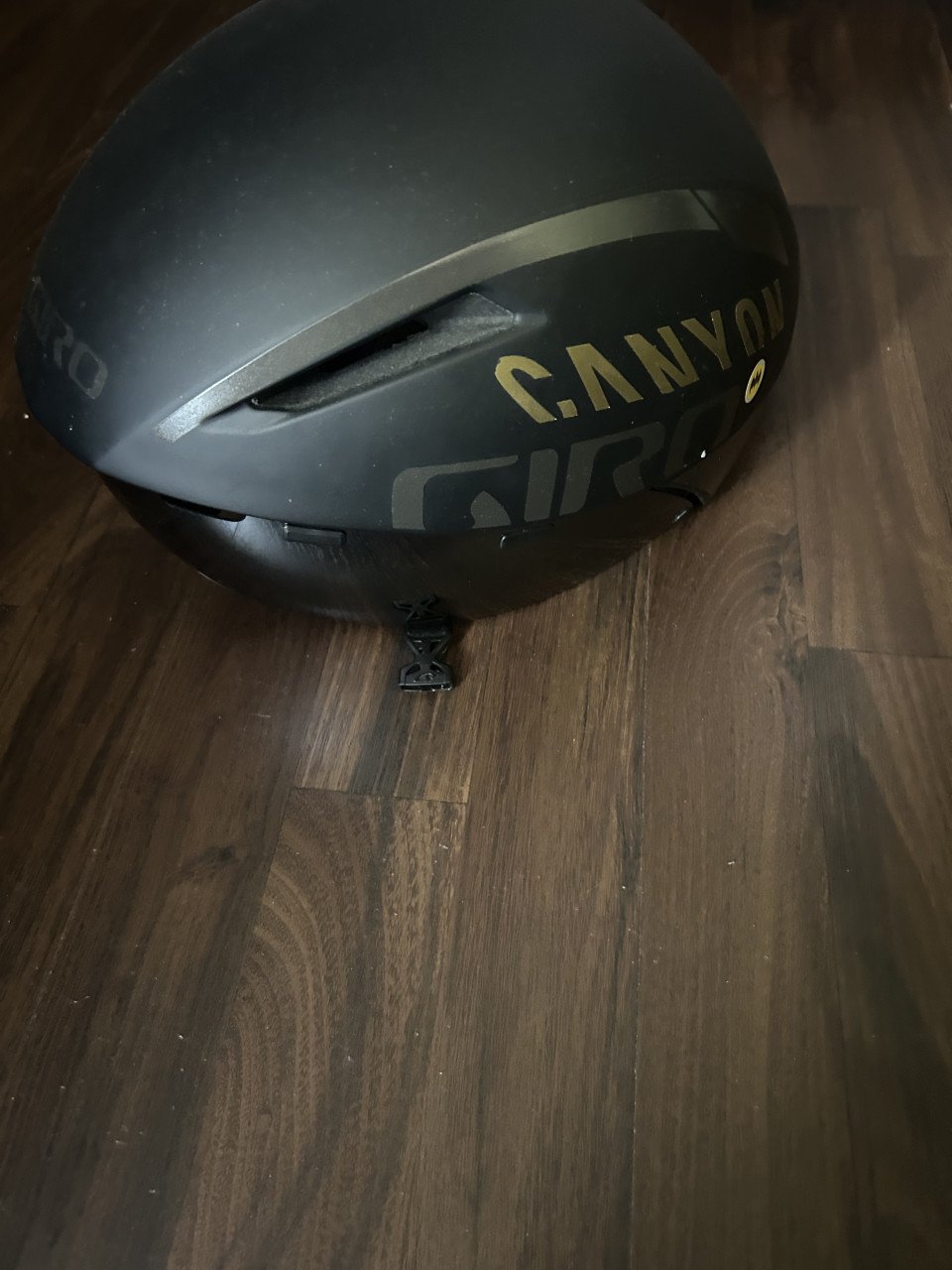Giro tt helm