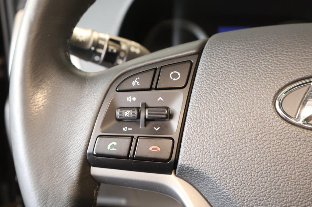 Hyundai Tucson 1.6 t-gdi premium 4wd, carplay, trekhaak, pano, stoel + stuu