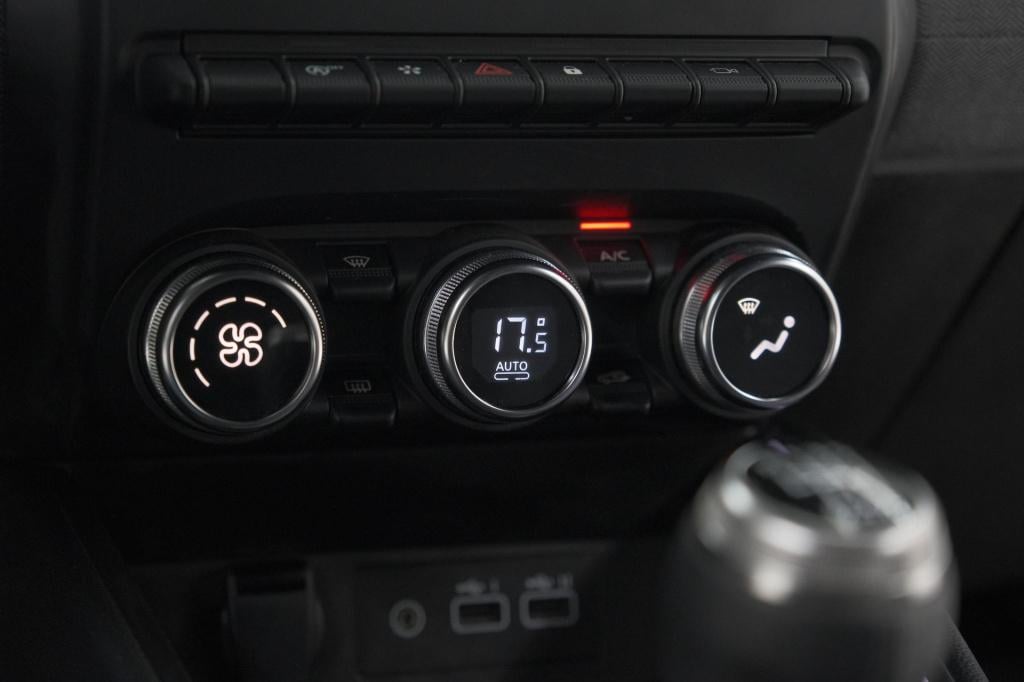 Renault Clio 1.0 tce 90 gpf techno | 360 camera | adaptieve cruise control 