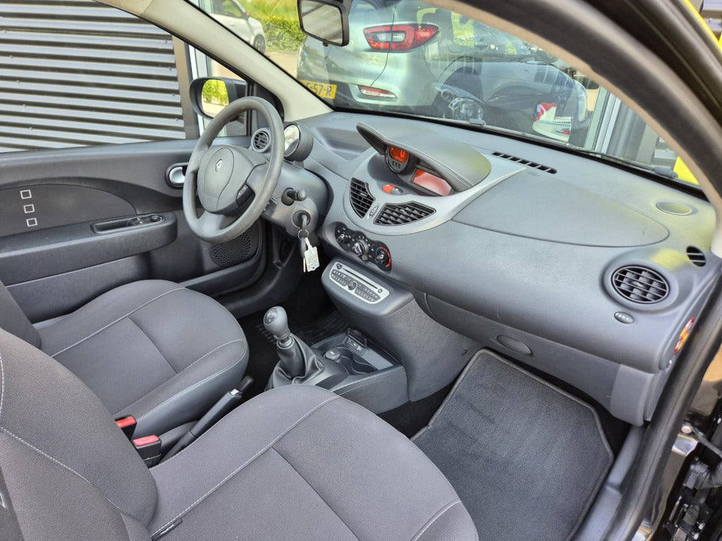 Renault Twingo 1.2-16v dynamique airco, panoramadak!, bluetooth