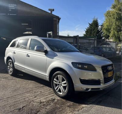 Audi Q7 Quattro 3.6i Automaat 7-zits Pano, Leer, cruise, airco, trekhaak