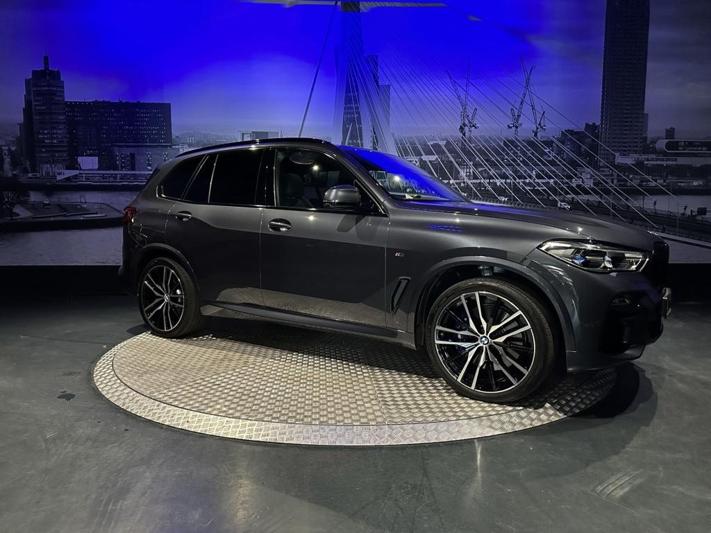 BMW X5 xdrive40i high executive *pano*harmankardon*memory*luchtvering*