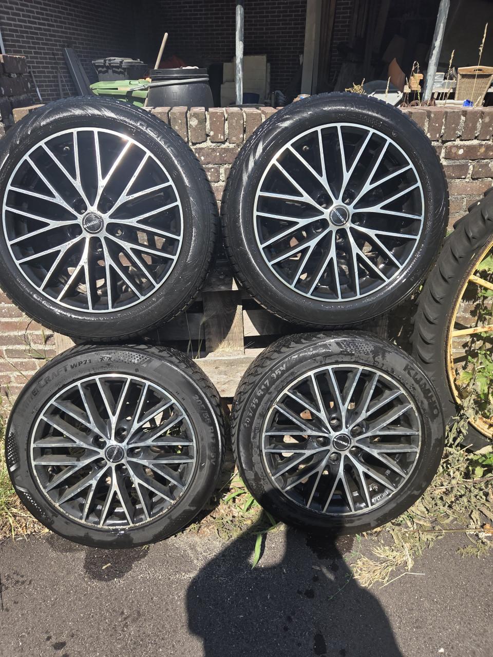 Borbet velgen en banden 205/55 R17