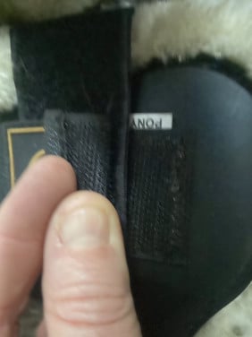 Peeskapjes met bont maat pony