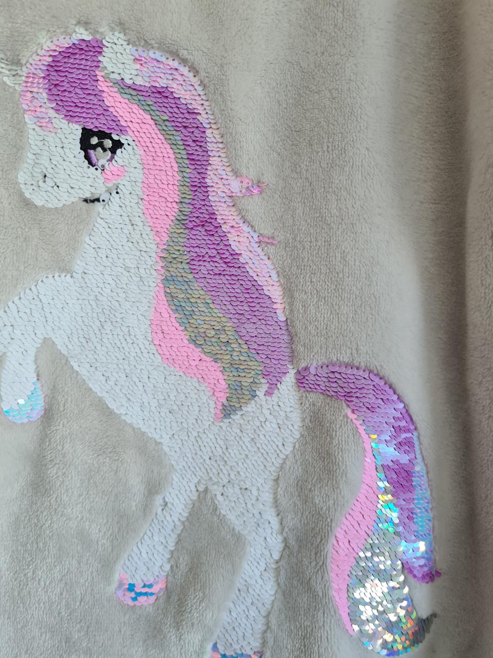 Ecru zachte sweater met pailletten unicorn van H&M  Maat 134-140