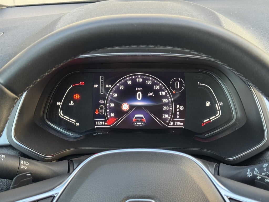 Renault Captur 1.3 tce 140 intens automaat, trekhaak!