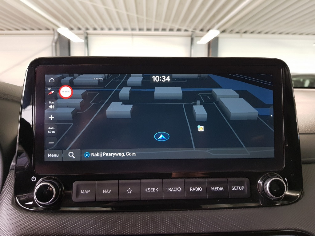 Hyundai Kona hybrid fashion