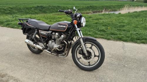 Suzuki GS650GT '83