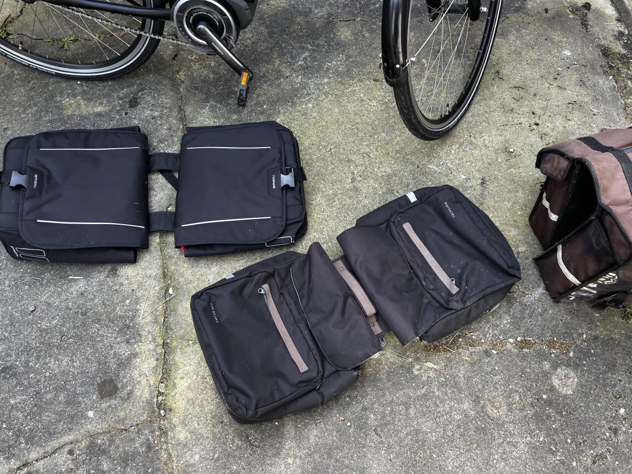 E-bike: Dutch id  + mountainbike + gereedschap etc.