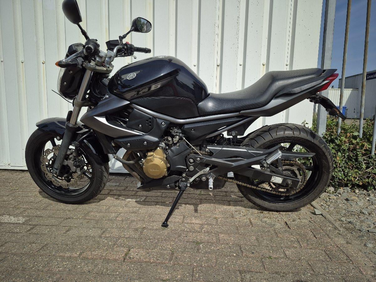 Yamaha XJ6 abs naked uit 2009