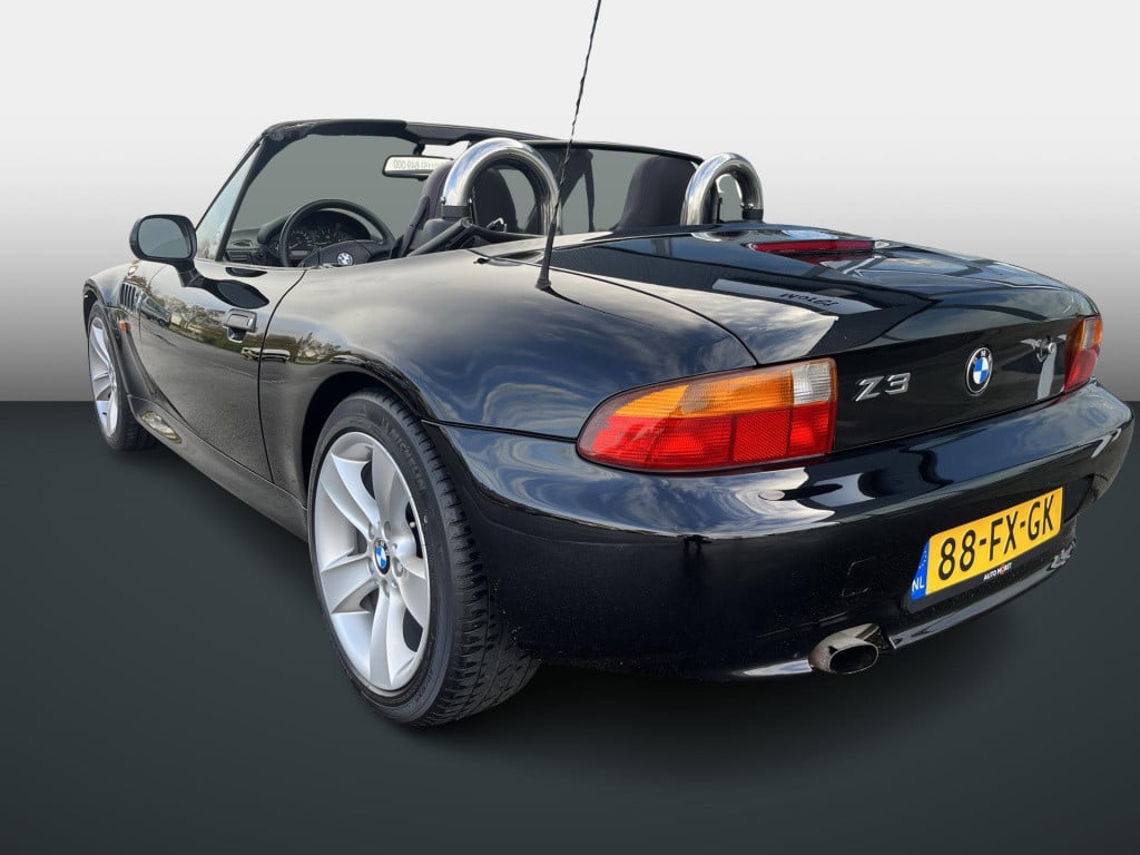 BMW Z3 roadster 1.9 wide body