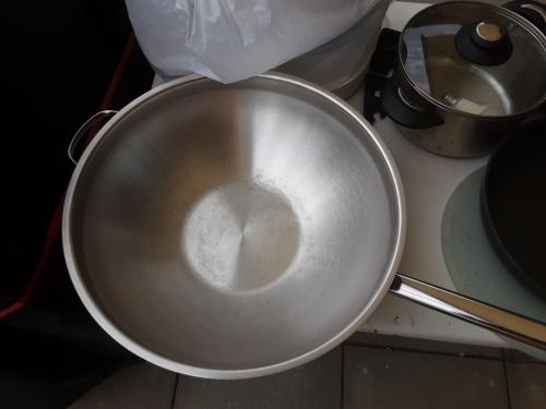 Grote RVS wokpan