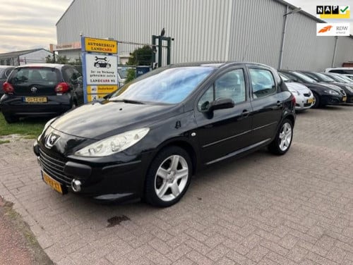 Peugeot 307 2.0-16v xsi automaat met trekhaak