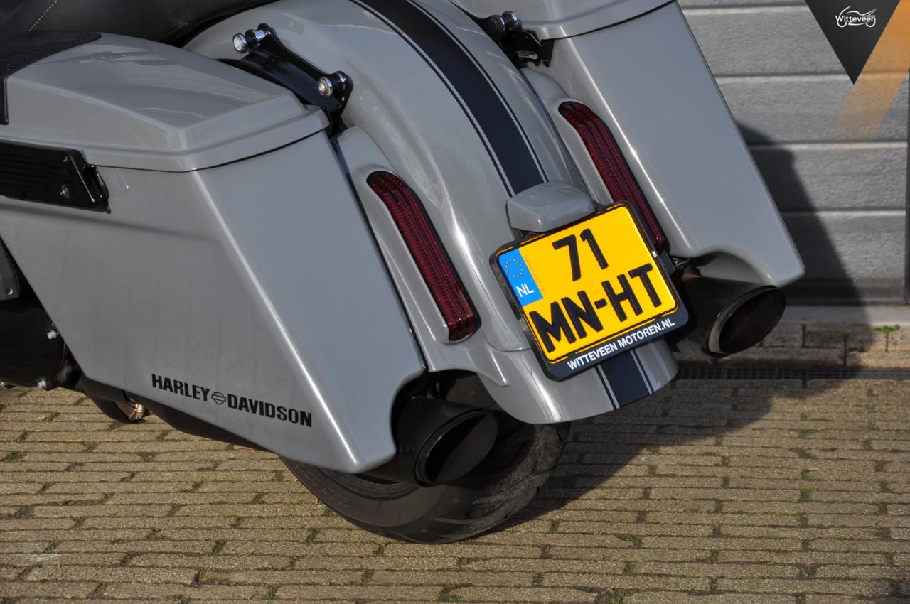 Harley-Davidson Road Glide ABS 103