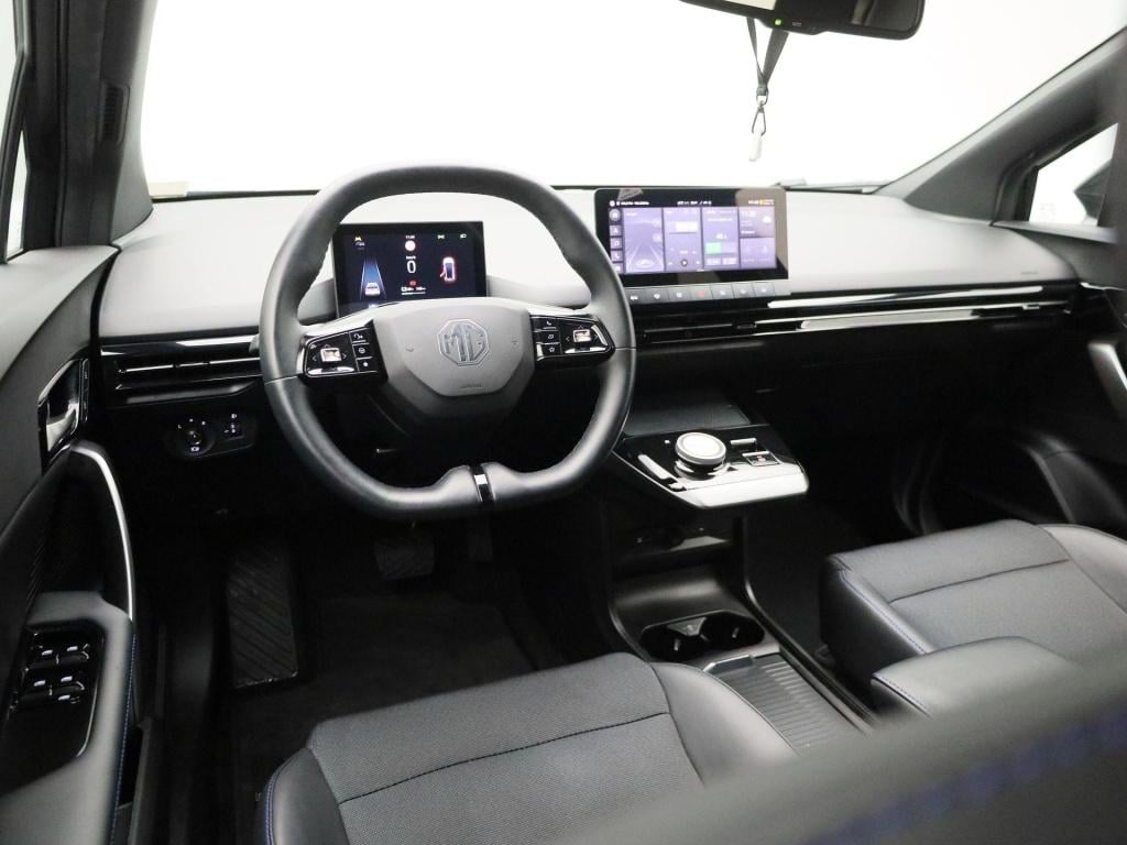 MG Mg4 64 kwh luxury