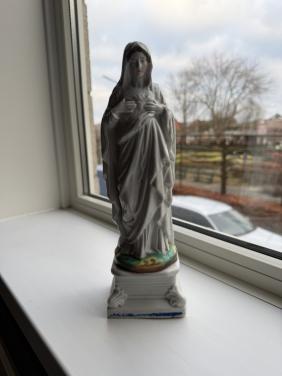 Beeldje Maria Porselein