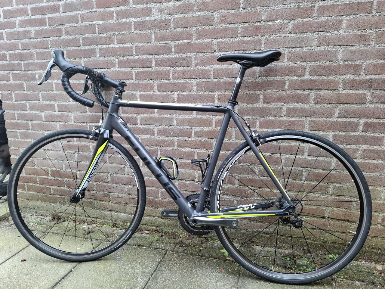 Focus Cayo AL Racefiets (L) - Shimano Tiagra - Mavic Aksium