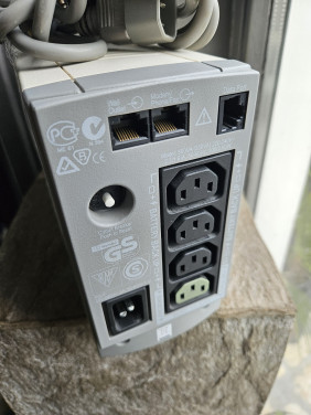 Werkende APC Back-UPS 500VA 4x C13 Noodstroomvoeding, USB....