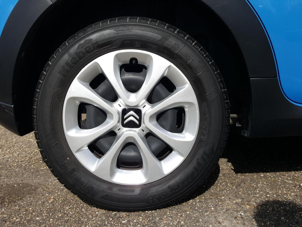 Citroen C3 1.2 puretech 82pk feel navigatie via apple/android | cruise & cl