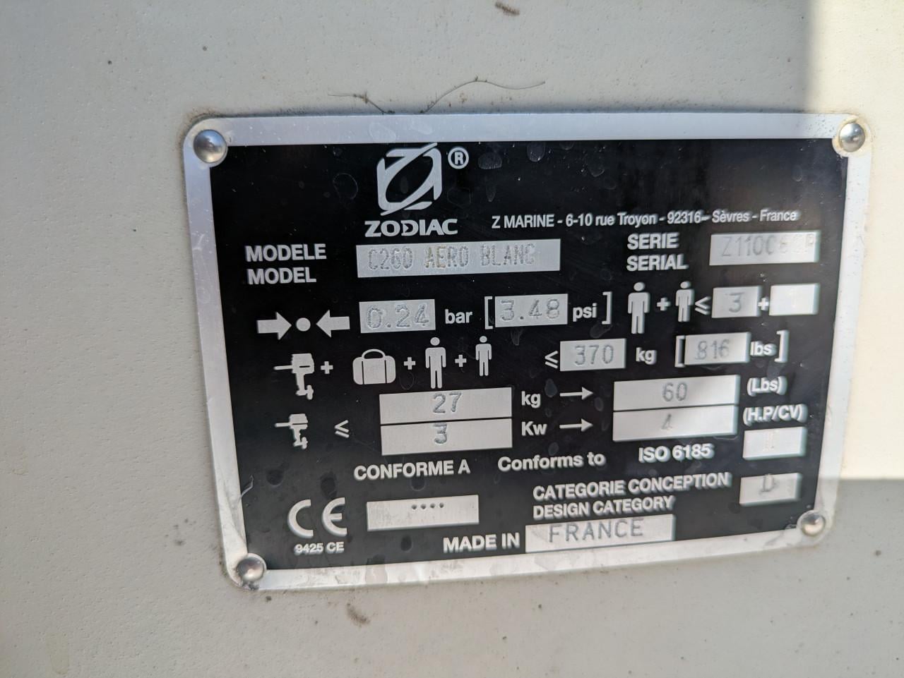 Zodiac Cadet 260 aerodeck / roll up.