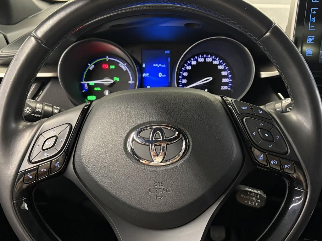 Toyota C-hr 1.8 hybrid style