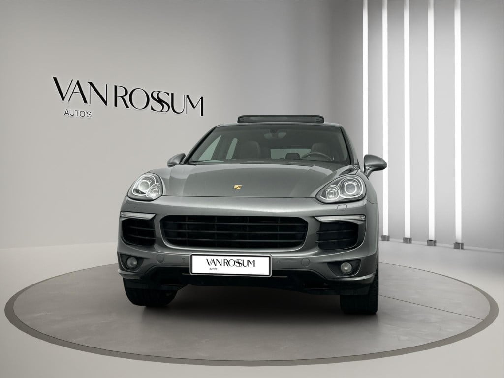 Porsche Cayenne 3.0 s e-hybrid panorama bose luchtvering trekhaak