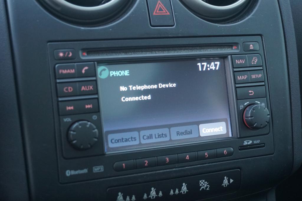 Nissan Qashqai 2.0 tekna climate / navi / cruise / camera / bt / stoelverw.