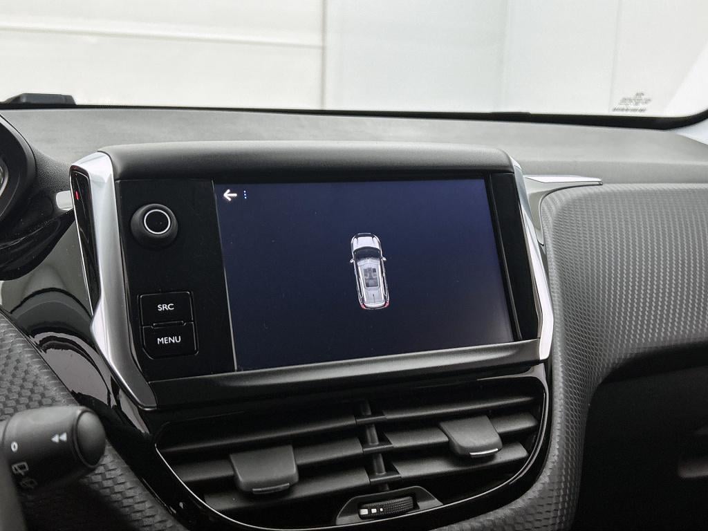 Peugeot 2008 110 pk signature | rijklaar | navigatie | parkeersensoren | lm