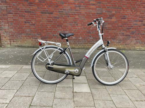 Elektrische damesfiets.