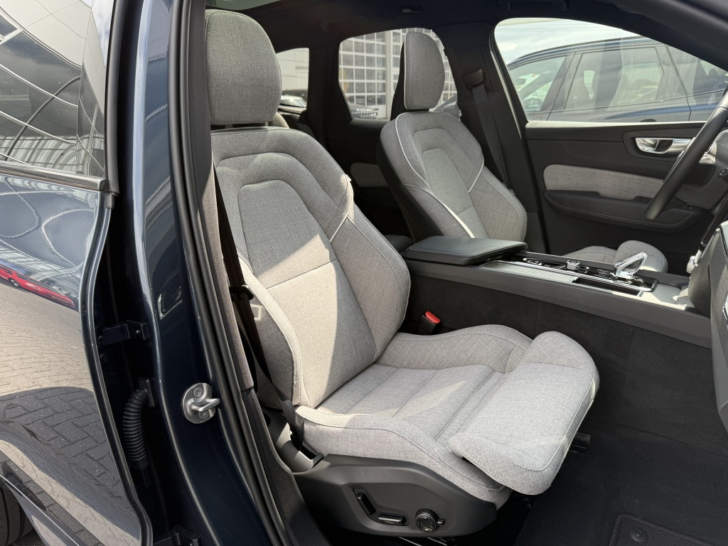 Volvo XC60 t8 455pk recharge ultra dark| full options ! luchtvering b&w sou