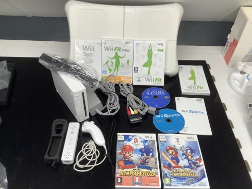 Nintendo Wii compleet, zonder doos met veel spellen.