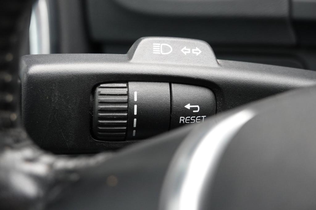 Volvo V60 1.6 t3 150-pk ocean race