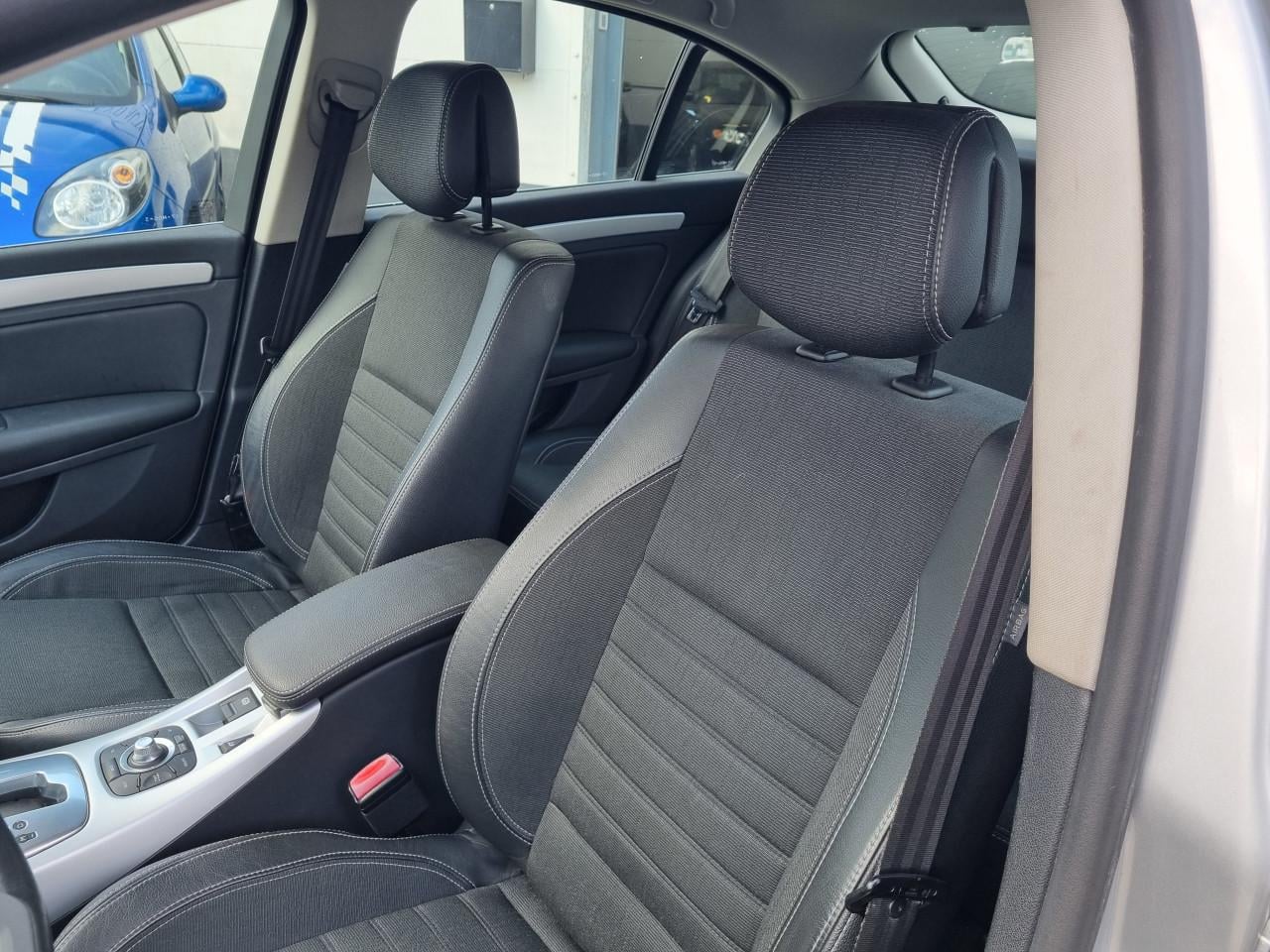 Renault Laguna 2.0 16V T Dynamique | Automaat | Luxe uitvoering!