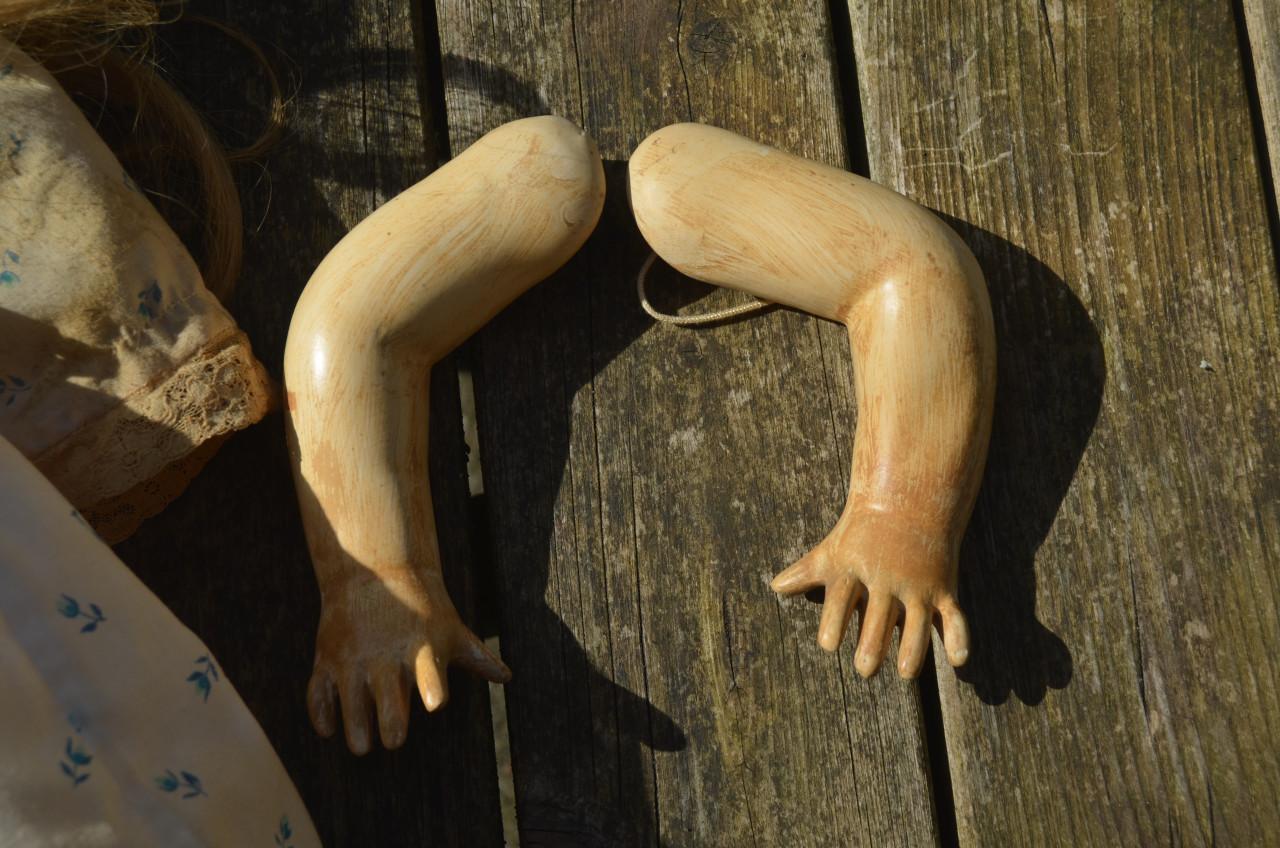 'Antieke' pop, biscuit (heet dat zo?) hoofd