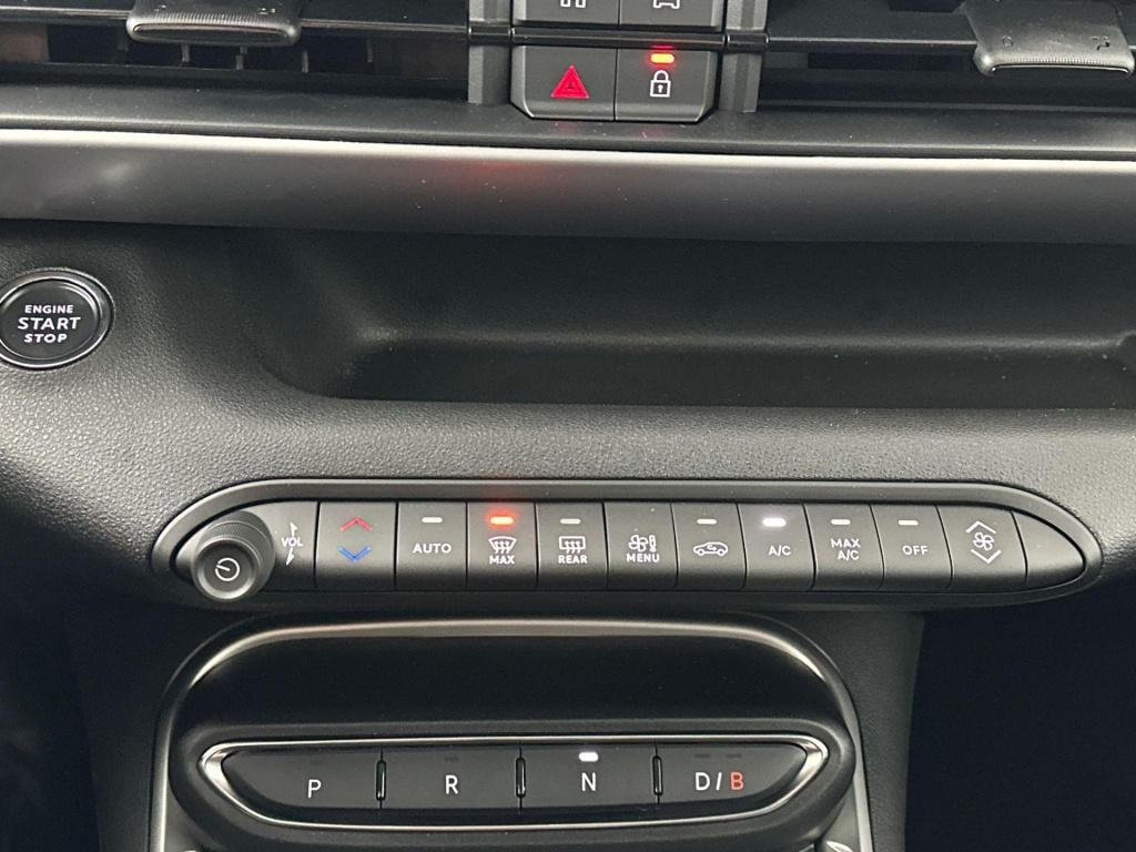 Jeep Avenger summit 54 kwh camera | stoelverwarming | apple carplay & andro