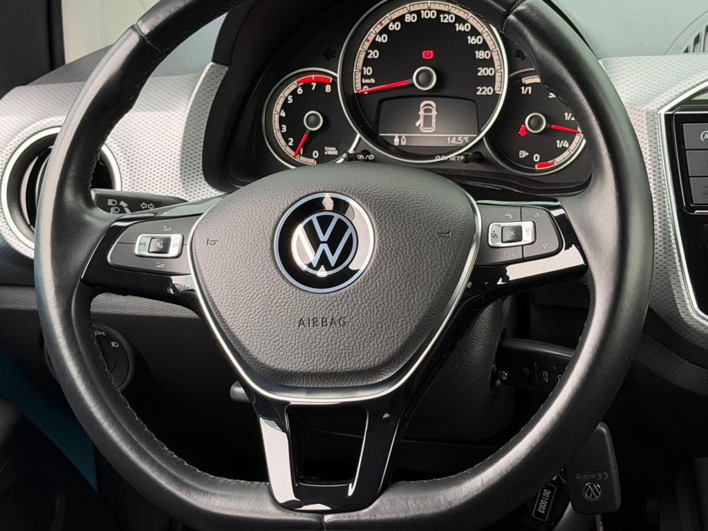 Volkswagen UP! 1.0 active 5-deurs | stoelverwarming | lichtmetalen velgen |